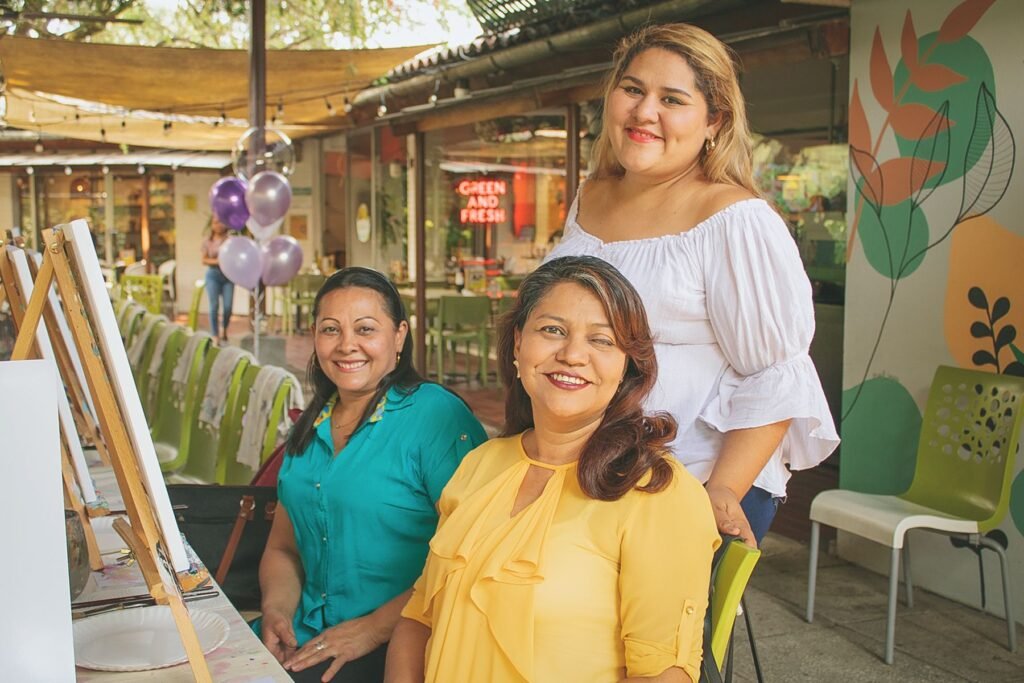 Delpin - Conmemoración del día de la mujer #8M