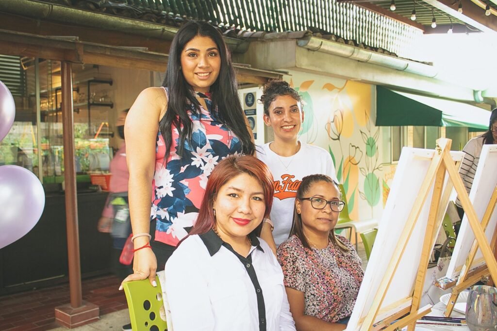 Delpin - Conmemoración del día de la mujer #8M