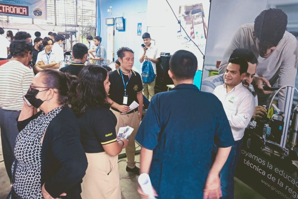 Visitamos la Feria de Logros del INSA